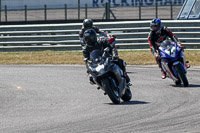 Rockingham-no-limits-trackday;enduro-digital-images;event-digital-images;eventdigitalimages;no-limits-trackdays;peter-wileman-photography;racing-digital-images;rockingham-raceway-northamptonshire;rockingham-trackday-photographs;trackday-digital-images;trackday-photos