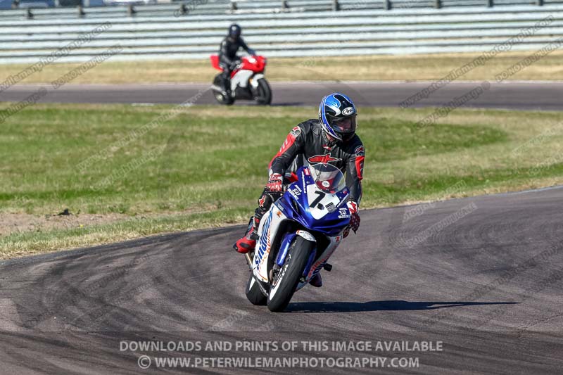 Rockingham no limits trackday;enduro digital images;event digital images;eventdigitalimages;no limits trackdays;peter wileman photography;racing digital images;rockingham raceway northamptonshire;rockingham trackday photographs;trackday digital images;trackday photos