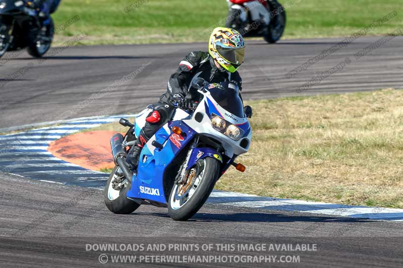 Rockingham no limits trackday;enduro digital images;event digital images;eventdigitalimages;no limits trackdays;peter wileman photography;racing digital images;rockingham raceway northamptonshire;rockingham trackday photographs;trackday digital images;trackday photos