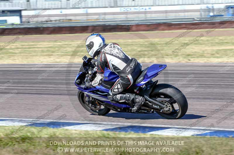 Rockingham no limits trackday;enduro digital images;event digital images;eventdigitalimages;no limits trackdays;peter wileman photography;racing digital images;rockingham raceway northamptonshire;rockingham trackday photographs;trackday digital images;trackday photos