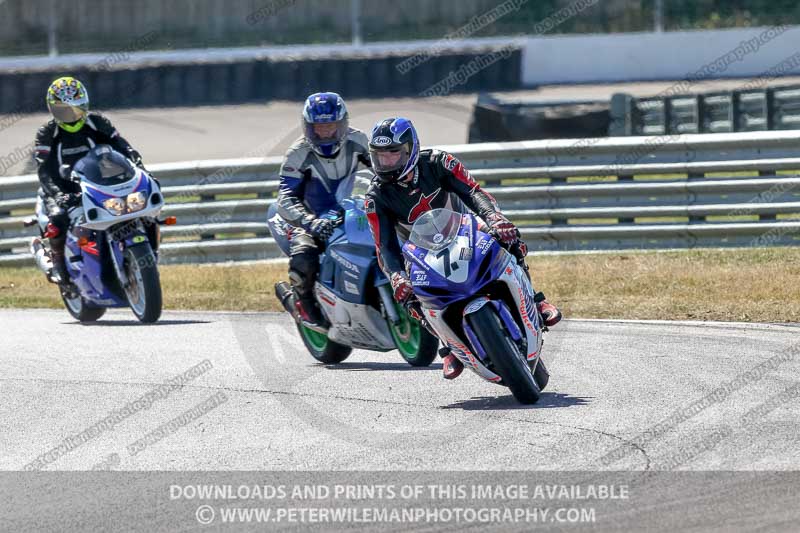 Rockingham no limits trackday;enduro digital images;event digital images;eventdigitalimages;no limits trackdays;peter wileman photography;racing digital images;rockingham raceway northamptonshire;rockingham trackday photographs;trackday digital images;trackday photos
