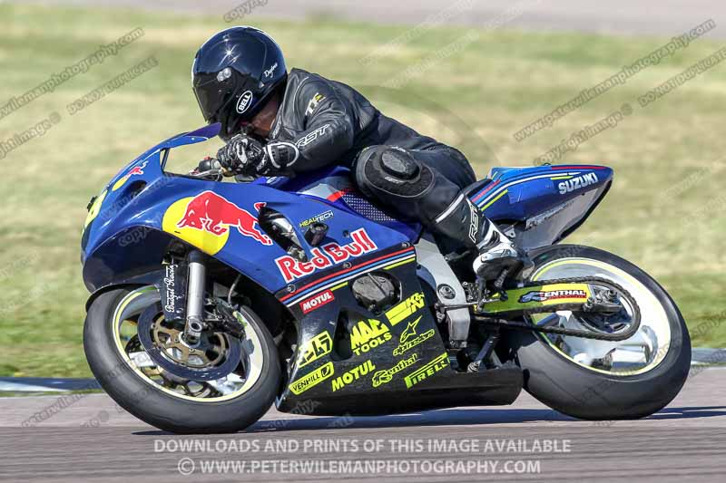 Rockingham no limits trackday;enduro digital images;event digital images;eventdigitalimages;no limits trackdays;peter wileman photography;racing digital images;rockingham raceway northamptonshire;rockingham trackday photographs;trackday digital images;trackday photos