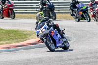 Rockingham-no-limits-trackday;enduro-digital-images;event-digital-images;eventdigitalimages;no-limits-trackdays;peter-wileman-photography;racing-digital-images;rockingham-raceway-northamptonshire;rockingham-trackday-photographs;trackday-digital-images;trackday-photos