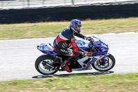Rockingham-no-limits-trackday;enduro-digital-images;event-digital-images;eventdigitalimages;no-limits-trackdays;peter-wileman-photography;racing-digital-images;rockingham-raceway-northamptonshire;rockingham-trackday-photographs;trackday-digital-images;trackday-photos