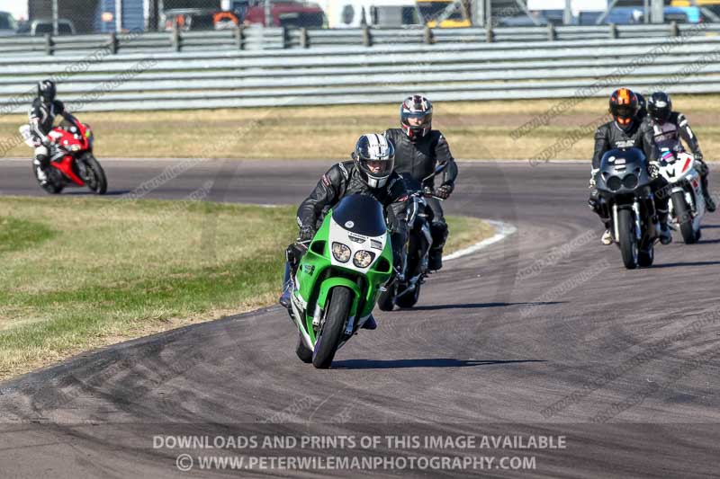 Rockingham no limits trackday;enduro digital images;event digital images;eventdigitalimages;no limits trackdays;peter wileman photography;racing digital images;rockingham raceway northamptonshire;rockingham trackday photographs;trackday digital images;trackday photos