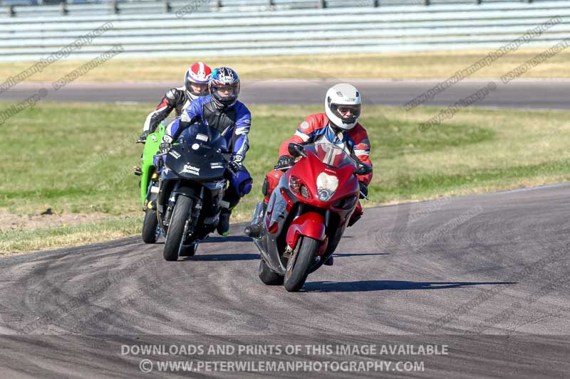Rockingham no limits trackday;enduro digital images;event digital images;eventdigitalimages;no limits trackdays;peter wileman photography;racing digital images;rockingham raceway northamptonshire;rockingham trackday photographs;trackday digital images;trackday photos