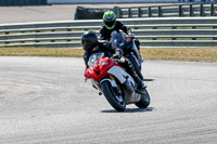 Rockingham-no-limits-trackday;enduro-digital-images;event-digital-images;eventdigitalimages;no-limits-trackdays;peter-wileman-photography;racing-digital-images;rockingham-raceway-northamptonshire;rockingham-trackday-photographs;trackday-digital-images;trackday-photos
