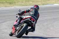 Rockingham-no-limits-trackday;enduro-digital-images;event-digital-images;eventdigitalimages;no-limits-trackdays;peter-wileman-photography;racing-digital-images;rockingham-raceway-northamptonshire;rockingham-trackday-photographs;trackday-digital-images;trackday-photos