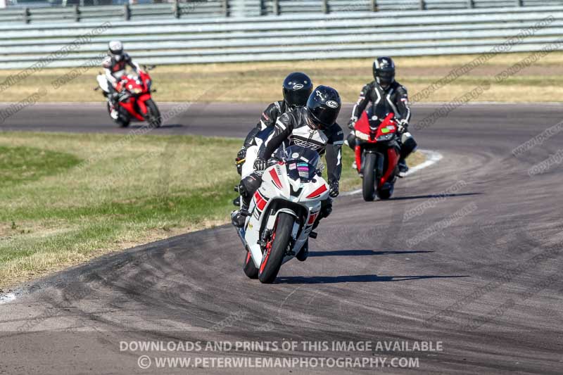 Rockingham no limits trackday;enduro digital images;event digital images;eventdigitalimages;no limits trackdays;peter wileman photography;racing digital images;rockingham raceway northamptonshire;rockingham trackday photographs;trackday digital images;trackday photos