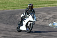 Rockingham-no-limits-trackday;enduro-digital-images;event-digital-images;eventdigitalimages;no-limits-trackdays;peter-wileman-photography;racing-digital-images;rockingham-raceway-northamptonshire;rockingham-trackday-photographs;trackday-digital-images;trackday-photos