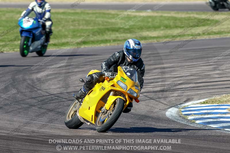 Rockingham no limits trackday;enduro digital images;event digital images;eventdigitalimages;no limits trackdays;peter wileman photography;racing digital images;rockingham raceway northamptonshire;rockingham trackday photographs;trackday digital images;trackday photos