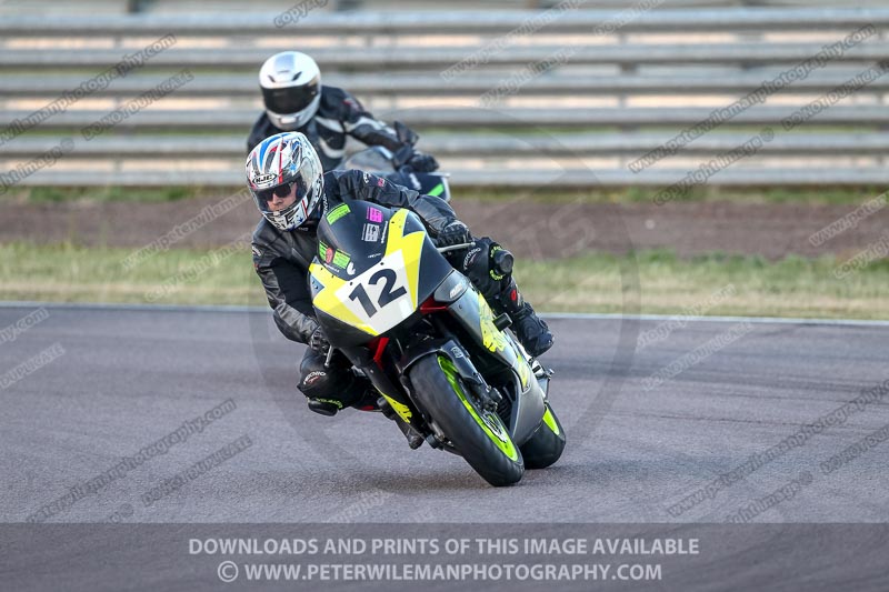 Rockingham no limits trackday;enduro digital images;event digital images;eventdigitalimages;no limits trackdays;peter wileman photography;racing digital images;rockingham raceway northamptonshire;rockingham trackday photographs;trackday digital images;trackday photos