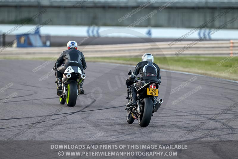 Rockingham no limits trackday;enduro digital images;event digital images;eventdigitalimages;no limits trackdays;peter wileman photography;racing digital images;rockingham raceway northamptonshire;rockingham trackday photographs;trackday digital images;trackday photos