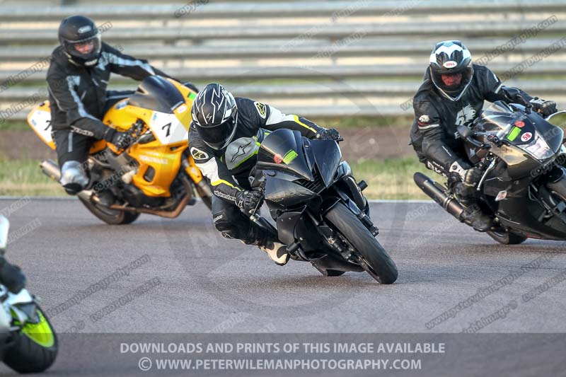 Rockingham no limits trackday;enduro digital images;event digital images;eventdigitalimages;no limits trackdays;peter wileman photography;racing digital images;rockingham raceway northamptonshire;rockingham trackday photographs;trackday digital images;trackday photos
