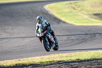 Rockingham-no-limits-trackday;enduro-digital-images;event-digital-images;eventdigitalimages;no-limits-trackdays;peter-wileman-photography;racing-digital-images;rockingham-raceway-northamptonshire;rockingham-trackday-photographs;trackday-digital-images;trackday-photos