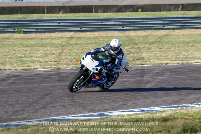 Rockingham no limits trackday;enduro digital images;event digital images;eventdigitalimages;no limits trackdays;peter wileman photography;racing digital images;rockingham raceway northamptonshire;rockingham trackday photographs;trackday digital images;trackday photos