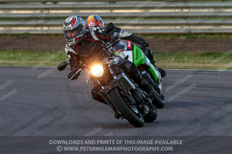 Rockingham no limits trackday;enduro digital images;event digital images;eventdigitalimages;no limits trackdays;peter wileman photography;racing digital images;rockingham raceway northamptonshire;rockingham trackday photographs;trackday digital images;trackday photos