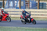 Rockingham-no-limits-trackday;enduro-digital-images;event-digital-images;eventdigitalimages;no-limits-trackdays;peter-wileman-photography;racing-digital-images;rockingham-raceway-northamptonshire;rockingham-trackday-photographs;trackday-digital-images;trackday-photos
