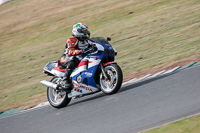enduro-digital-images;event-digital-images;eventdigitalimages;mallory-park;mallory-park-photographs;mallory-park-trackday;mallory-park-trackday-photographs;no-limits-trackdays;peter-wileman-photography;racing-digital-images;trackday-digital-images;trackday-photos