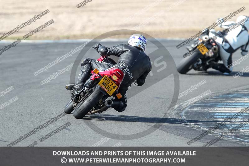 donington no limits trackday;donington park photographs;donington trackday photographs;no limits trackdays;peter wileman photography;trackday digital images;trackday photos