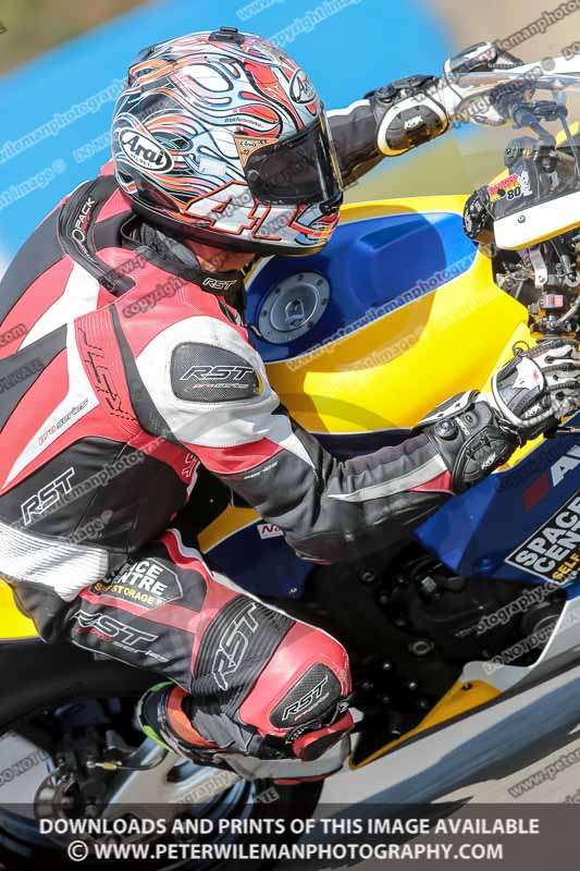 donington no limits trackday;donington park photographs;donington trackday photographs;no limits trackdays;peter wileman photography;trackday digital images;trackday photos