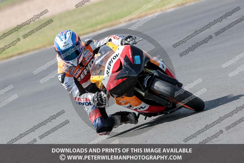 donington no limits trackday;donington park photographs;donington trackday photographs;no limits trackdays;peter wileman photography;trackday digital images;trackday photos