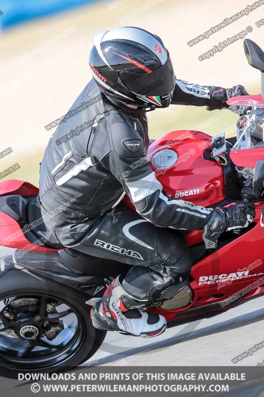 donington no limits trackday;donington park photographs;donington trackday photographs;no limits trackdays;peter wileman photography;trackday digital images;trackday photos