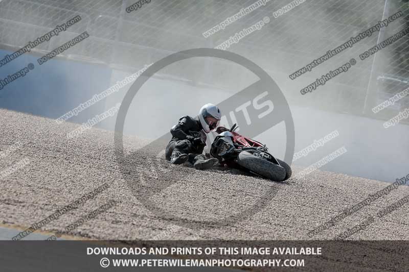 donington no limits trackday;donington park photographs;donington trackday photographs;no limits trackdays;peter wileman photography;trackday digital images;trackday photos