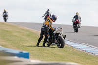 donington-no-limits-trackday;donington-park-photographs;donington-trackday-photographs;no-limits-trackdays;peter-wileman-photography;trackday-digital-images;trackday-photos