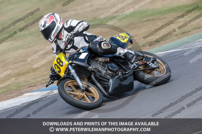 donington no limits trackday;donington park photographs;donington trackday photographs;no limits trackdays;peter wileman photography;trackday digital images;trackday photos