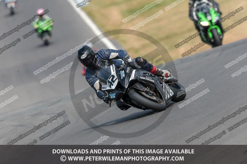 donington no limits trackday;donington park photographs;donington trackday photographs;no limits trackdays;peter wileman photography;trackday digital images;trackday photos