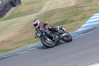 donington-no-limits-trackday;donington-park-photographs;donington-trackday-photographs;no-limits-trackdays;peter-wileman-photography;trackday-digital-images;trackday-photos