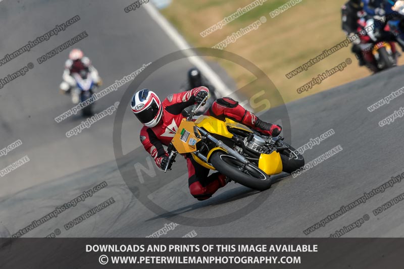 donington no limits trackday;donington park photographs;donington trackday photographs;no limits trackdays;peter wileman photography;trackday digital images;trackday photos