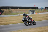 Novice Black Bikes