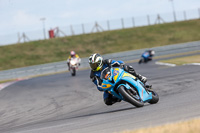 enduro-digital-images;event-digital-images;eventdigitalimages;no-limits-trackdays;peter-wileman-photography;racing-digital-images;snetterton;snetterton-no-limits-trackday;snetterton-photographs;snetterton-trackday-photographs;trackday-digital-images;trackday-photos