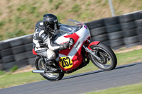 enduro-digital-images;event-digital-images;eventdigitalimages;mallory-park;mallory-park-photographs;mallory-park-trackday;mallory-park-trackday-photographs;no-limits-trackdays;peter-wileman-photography;racing-digital-images;trackday-digital-images;trackday-photos