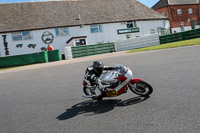 enduro-digital-images;event-digital-images;eventdigitalimages;mallory-park;mallory-park-photographs;mallory-park-trackday;mallory-park-trackday-photographs;no-limits-trackdays;peter-wileman-photography;racing-digital-images;trackday-digital-images;trackday-photos