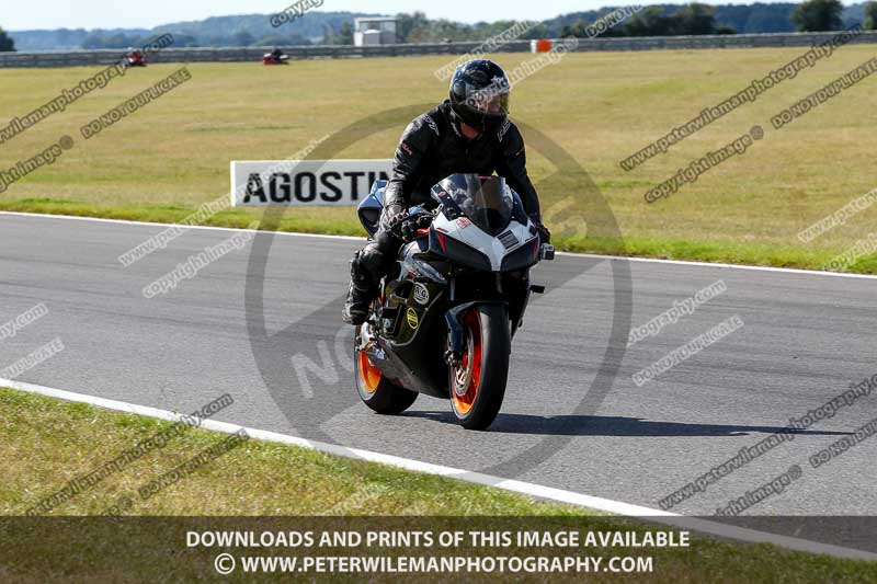 enduro digital images;event digital images;eventdigitalimages;no limits trackdays;peter wileman photography;racing digital images;snetterton;snetterton no limits trackday;snetterton photographs;snetterton trackday photographs;trackday digital images;trackday photos