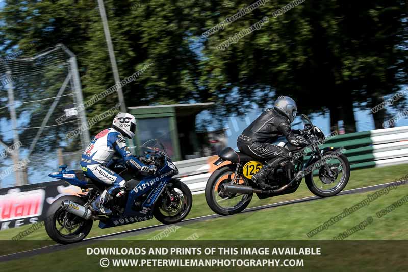cadwell no limits trackday;cadwell park;cadwell park photographs;cadwell trackday photographs;enduro digital images;event digital images;eventdigitalimages;no limits trackdays;peter wileman photography;racing digital images;trackday digital images;trackday photos