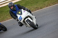 enduro-digital-images;event-digital-images;eventdigitalimages;mallory-park;mallory-park-photographs;mallory-park-trackday;mallory-park-trackday-photographs;no-limits-trackdays;peter-wileman-photography;racing-digital-images;trackday-digital-images;trackday-photos