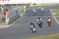 enduro-digital-images;event-digital-images;eventdigitalimages;mallory-park;mallory-park-photographs;mallory-park-trackday;mallory-park-trackday-photographs;no-limits-trackdays;peter-wileman-photography;racing-digital-images;trackday-digital-images;trackday-photos