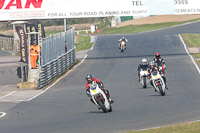 enduro-digital-images;event-digital-images;eventdigitalimages;mallory-park;mallory-park-photographs;mallory-park-trackday;mallory-park-trackday-photographs;no-limits-trackdays;peter-wileman-photography;racing-digital-images;trackday-digital-images;trackday-photos
