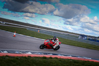 Rockingham-no-limits-trackday;enduro-digital-images;event-digital-images;eventdigitalimages;no-limits-trackdays;peter-wileman-photography;racing-digital-images;rockingham-raceway-northamptonshire;rockingham-trackday-photographs;trackday-digital-images;trackday-photos