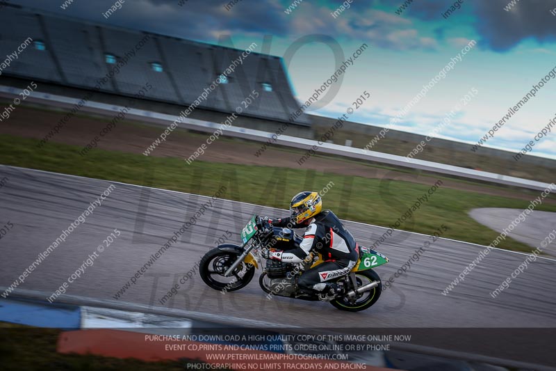 Rockingham no limits trackday;enduro digital images;event digital images;eventdigitalimages;no limits trackdays;peter wileman photography;racing digital images;rockingham raceway northamptonshire;rockingham trackday photographs;trackday digital images;trackday photos