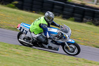 anglesey-no-limits-trackday;anglesey-photographs;anglesey-trackday-photographs;enduro-digital-images;event-digital-images;eventdigitalimages;no-limits-trackdays;peter-wileman-photography;racing-digital-images;trac-mon;trackday-digital-images;trackday-photos;ty-croes