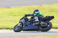 Rockingham-no-limits-trackday;enduro-digital-images;event-digital-images;eventdigitalimages;no-limits-trackdays;peter-wileman-photography;racing-digital-images;rockingham-raceway-northamptonshire;rockingham-trackday-photographs;trackday-digital-images;trackday-photos
