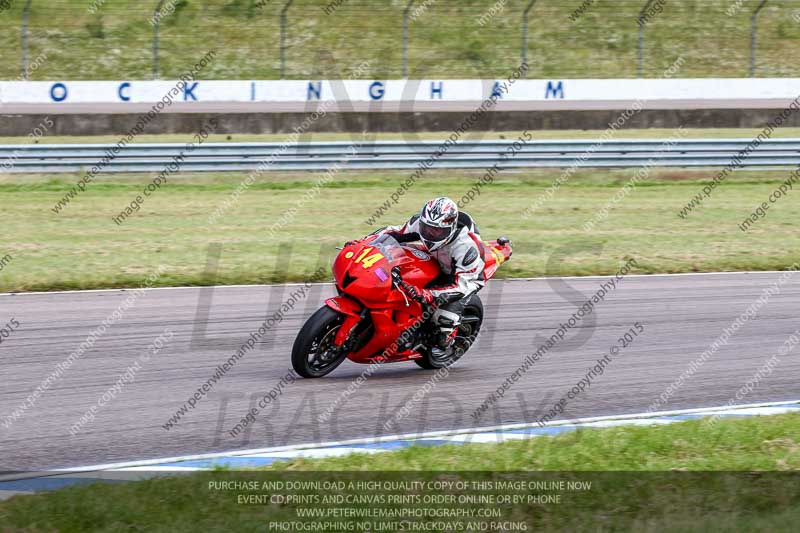 Rockingham no limits trackday;enduro digital images;event digital images;eventdigitalimages;no limits trackdays;peter wileman photography;racing digital images;rockingham raceway northamptonshire;rockingham trackday photographs;trackday digital images;trackday photos