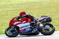 Rockingham-no-limits-trackday;enduro-digital-images;event-digital-images;eventdigitalimages;no-limits-trackdays;peter-wileman-photography;racing-digital-images;rockingham-raceway-northamptonshire;rockingham-trackday-photographs;trackday-digital-images;trackday-photos