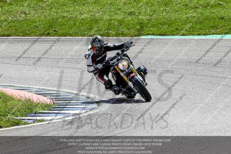 Rockingham no limits trackday;enduro digital images;event digital images;eventdigitalimages;no limits trackdays;peter wileman photography;racing digital images;rockingham raceway northamptonshire;rockingham trackday photographs;trackday digital images;trackday photos