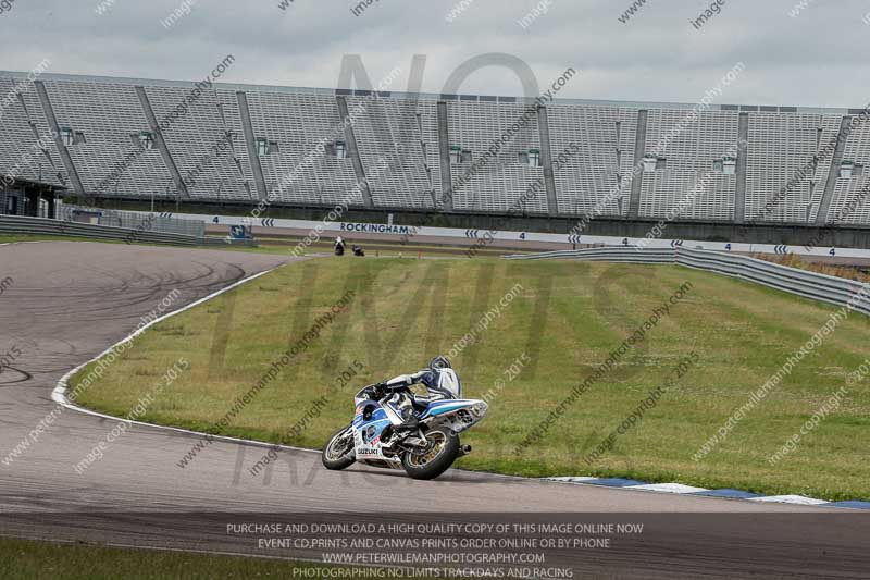 Rockingham no limits trackday;enduro digital images;event digital images;eventdigitalimages;no limits trackdays;peter wileman photography;racing digital images;rockingham raceway northamptonshire;rockingham trackday photographs;trackday digital images;trackday photos